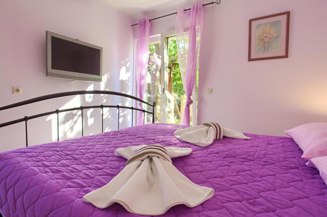 Romantic Apartment คิร์ก ภายนอก รูปภาพ