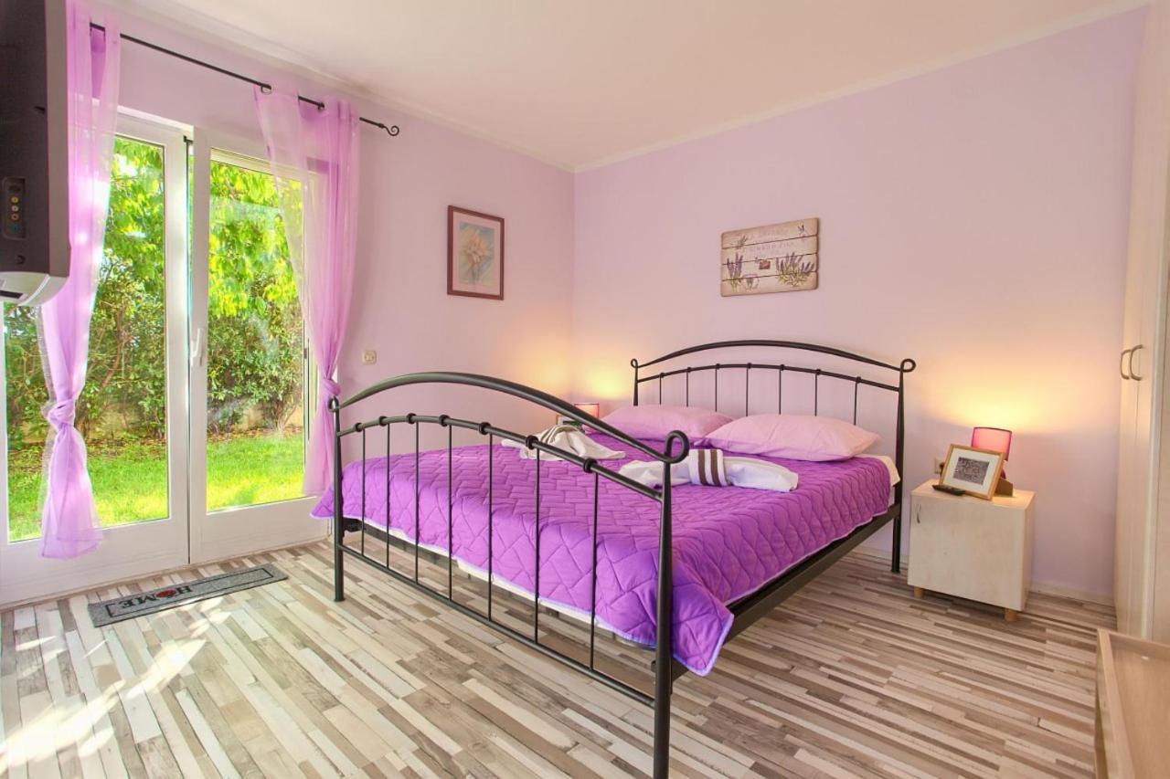 Romantic Apartment คิร์ก ภายนอก รูปภาพ